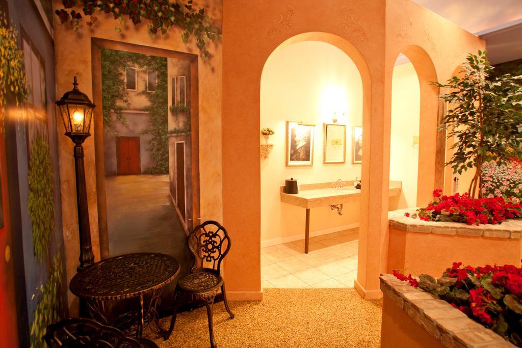 Destinations Inn Theme Rooms Idaho Falls Bagian luar foto